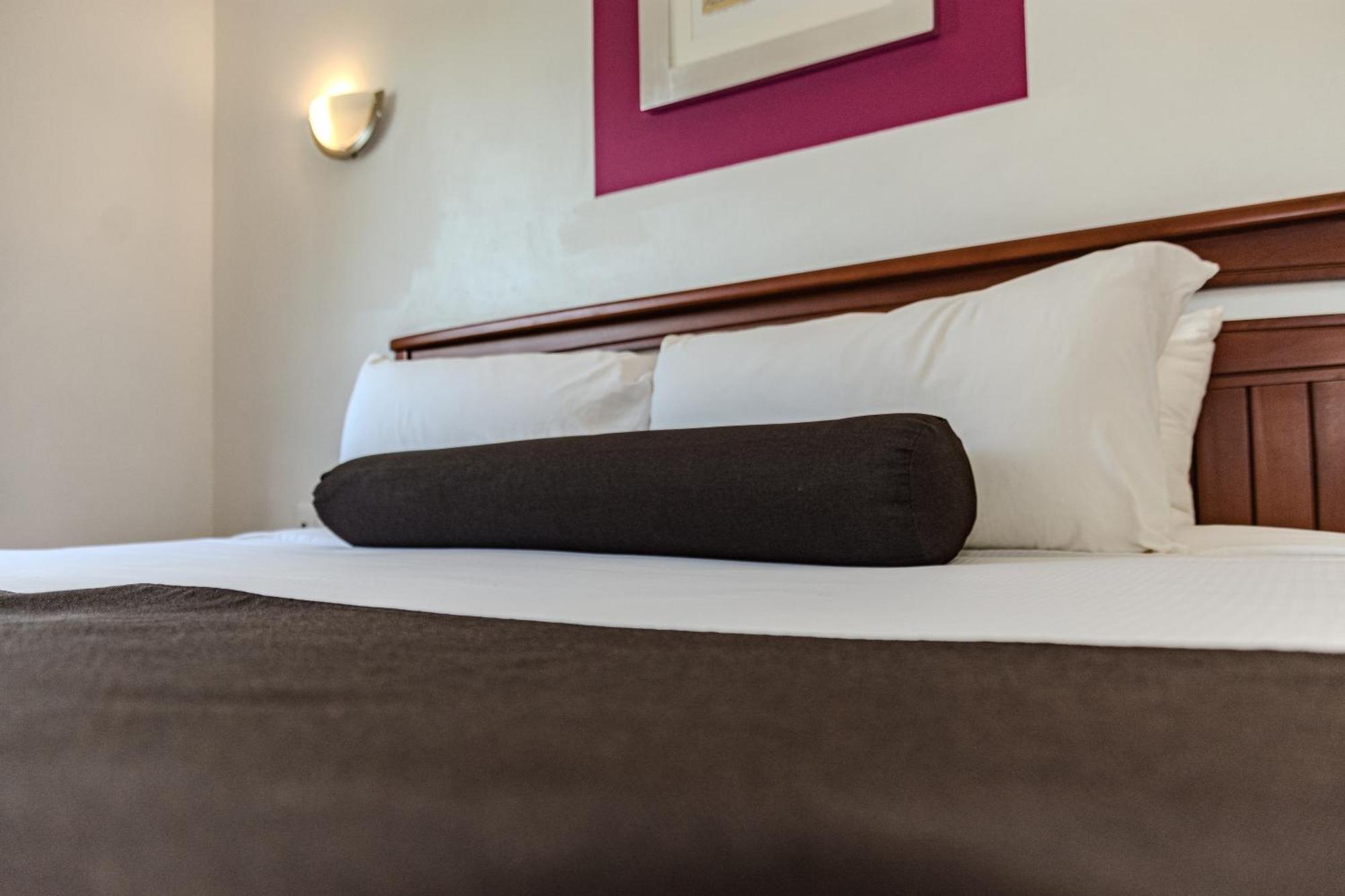 Radisson Hotel Κουερναβάκα Εξωτερικό φωτογραφία